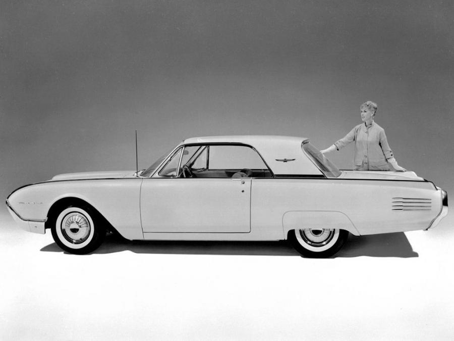  Ford Thunderbird Hardtop Coupe 1961 года  (фото 3 из 3)